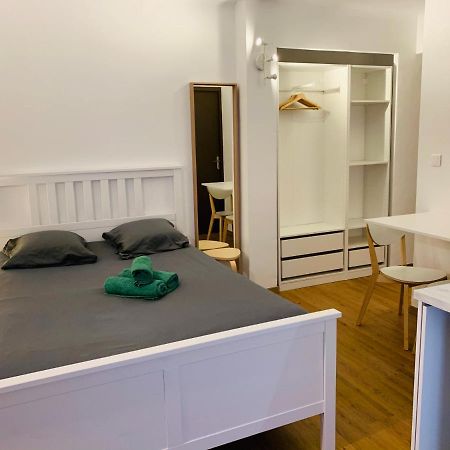 Tulipe Studio Apartment Manosque Luaran gambar