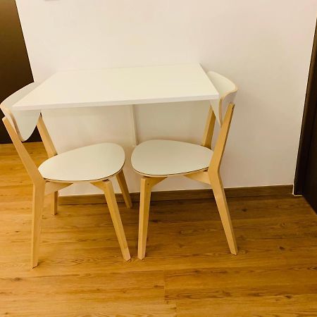 Tulipe Studio Apartment Manosque Luaran gambar