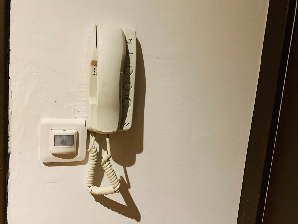 Tulipe Studio Apartment Manosque Luaran gambar